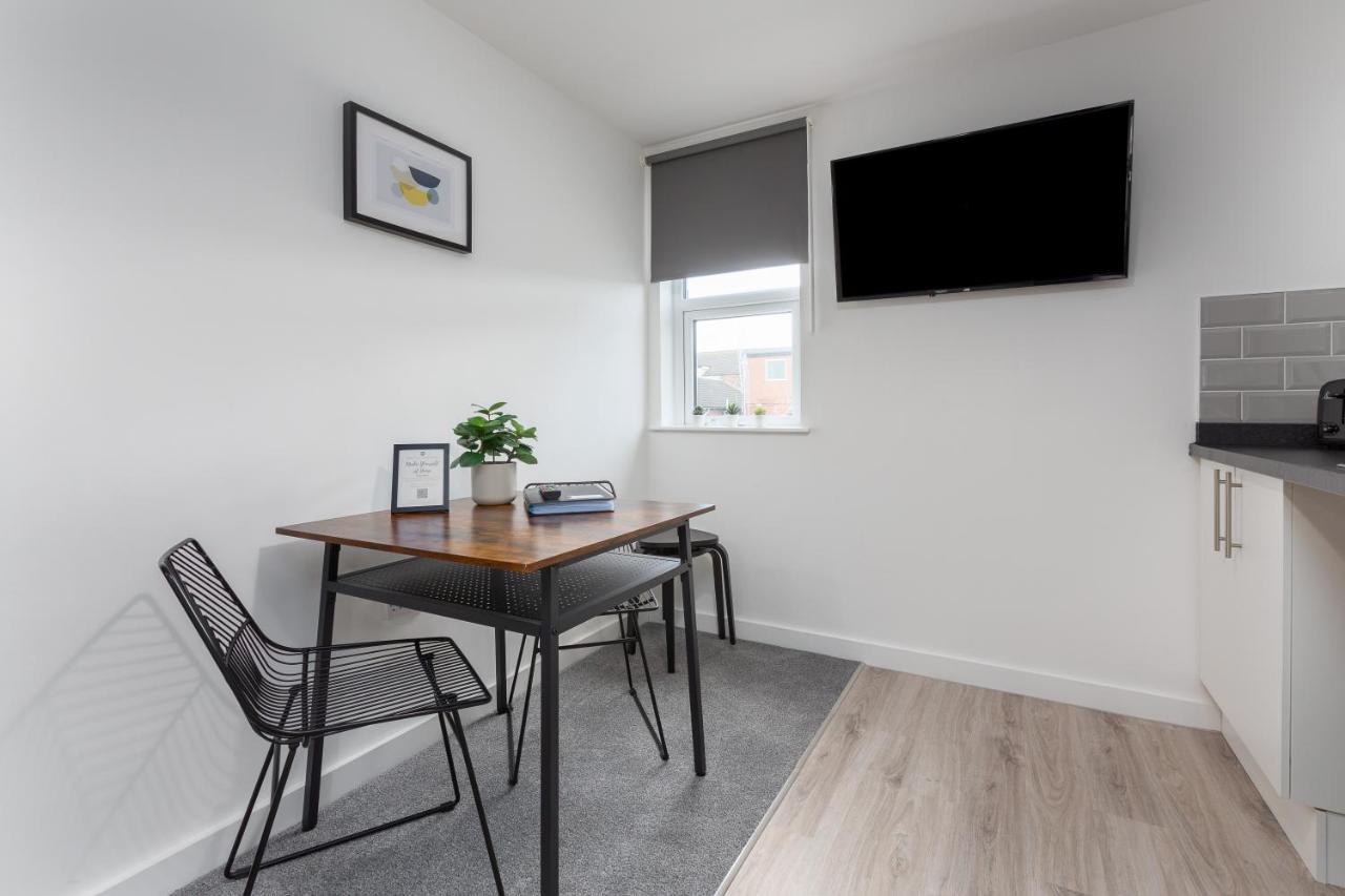 Charles Alexander Short Stay - Charnley House Apartments Blackpool Eksteriør bilde